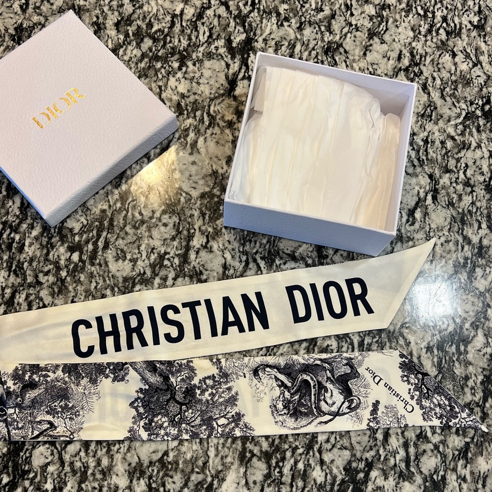 Dior silk mitzah scarf - never worn